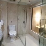 Suite Room - Bathroom